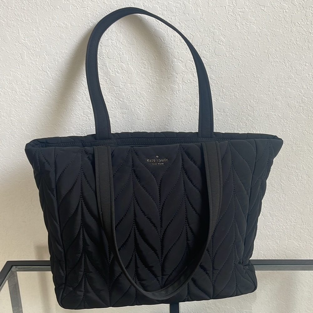 Kate Spade Flower Quilted Tote ♠️